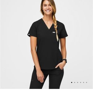 ➕FIGS Scrub top